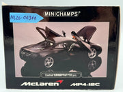 Modellautos 1:18 Minichamps McLaren MP4-12C mit OVP