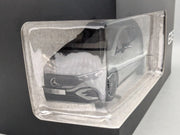 Modellautos 1:18 NZG Mercedes Benz EQE Alpin Grau Uni mit Dealer OVP