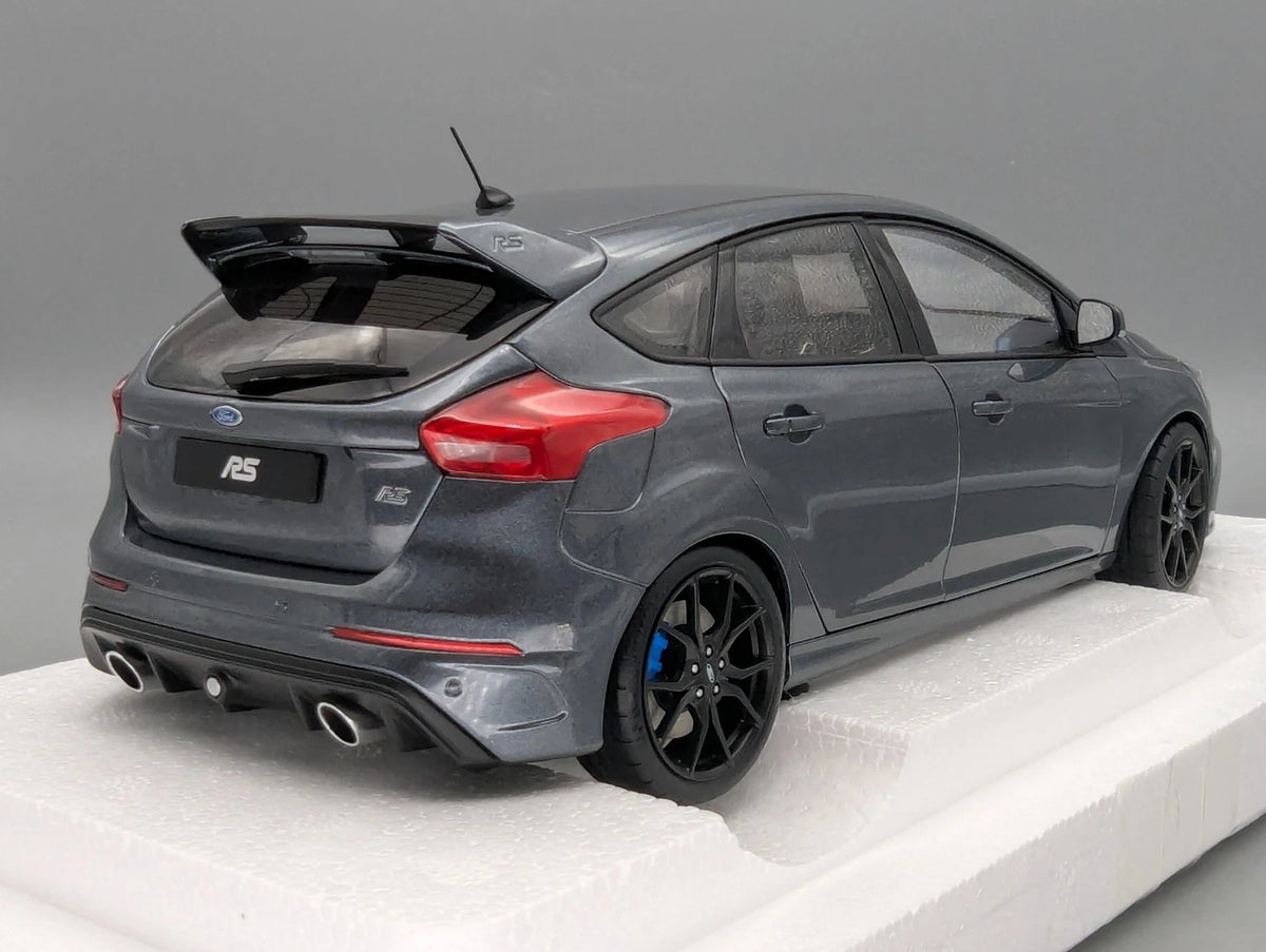 Modellautos 1:18 AUTOart 72954 Ford Focus RS 2016 Stealth Grey mit OVP