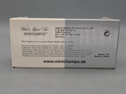 Modellautos 1:43 Minichamps Audi A4  3.2 Quattro 6-Gang Eissilber mit Dealer OVP