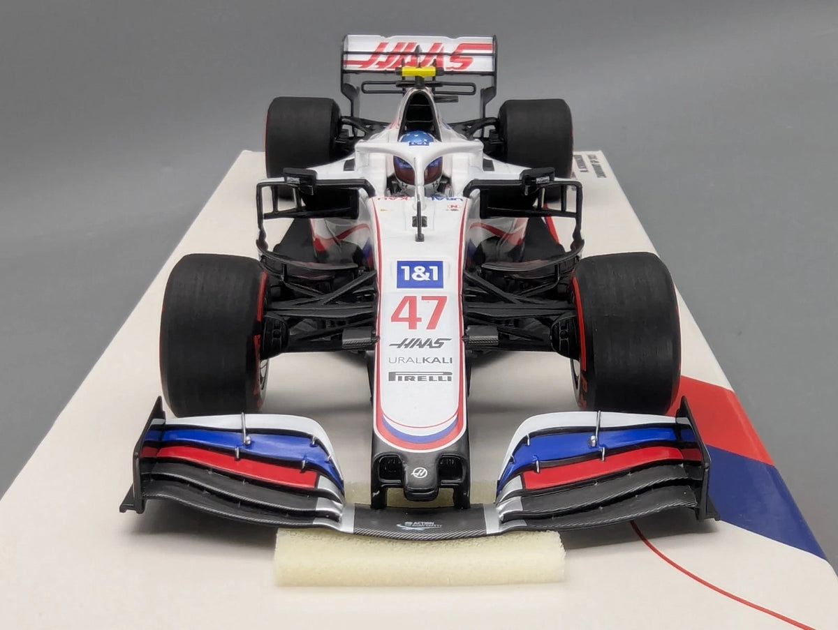 Modellautos 1:18 Minichamps Uralkali Haas VF-21 NL GP 2021 #47 M. Schumacher OVP