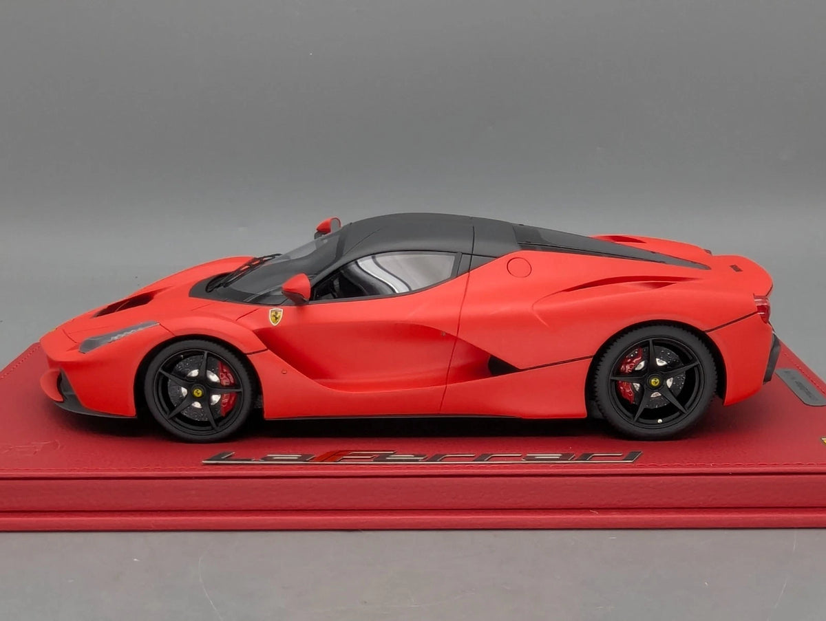 Modellautos 1:18 BBR Ferrari LaFerrari Red SF90 Matt Ltd 14/18 mit Vitrine OVP