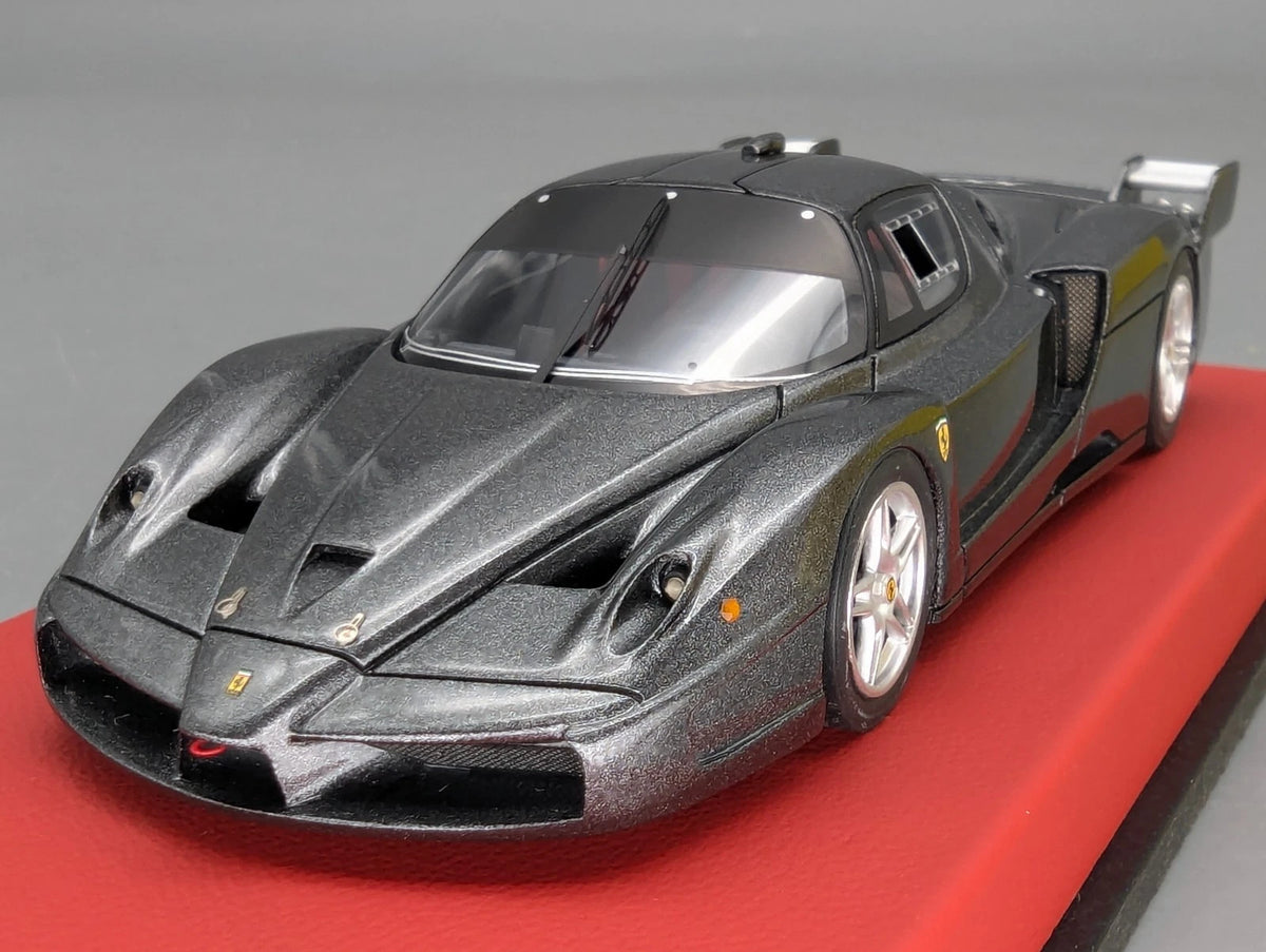 Modellautos 1:43 BBR Ferrari FXX  2006 Grau Met. Ltd 15/15 mit Vitrine und OVP