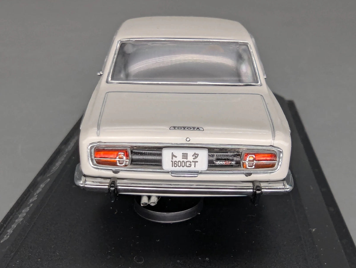 Modellautos 1:43 Ebbro Oldies Toyota 1600 GT 5 Weiß 1967 in OVP
