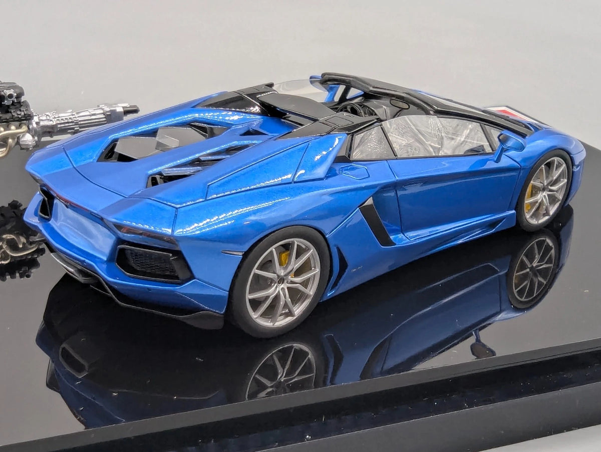 Eidolon Make Up 1:43 Lamborghini Aventador LP700-4 Roadster 2012 Engine Set OVP