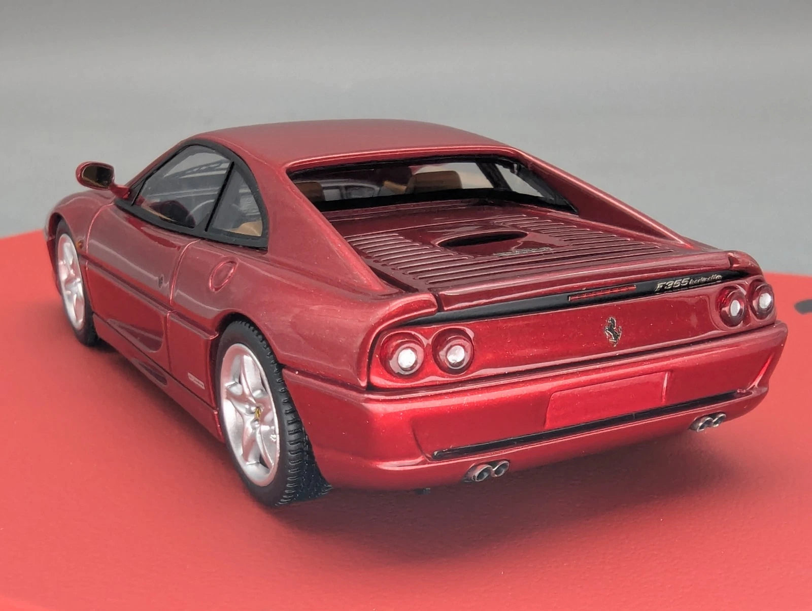 Modellautos 1:43 BBR Ferrari F355 GTB Berlinetta 1998 01/03 Rosso Fiorano OVP