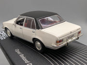 Modellautos 1:43 Ixo für Eaglemoss Opel Collection Rekord D 2,1 Liter Vitrine