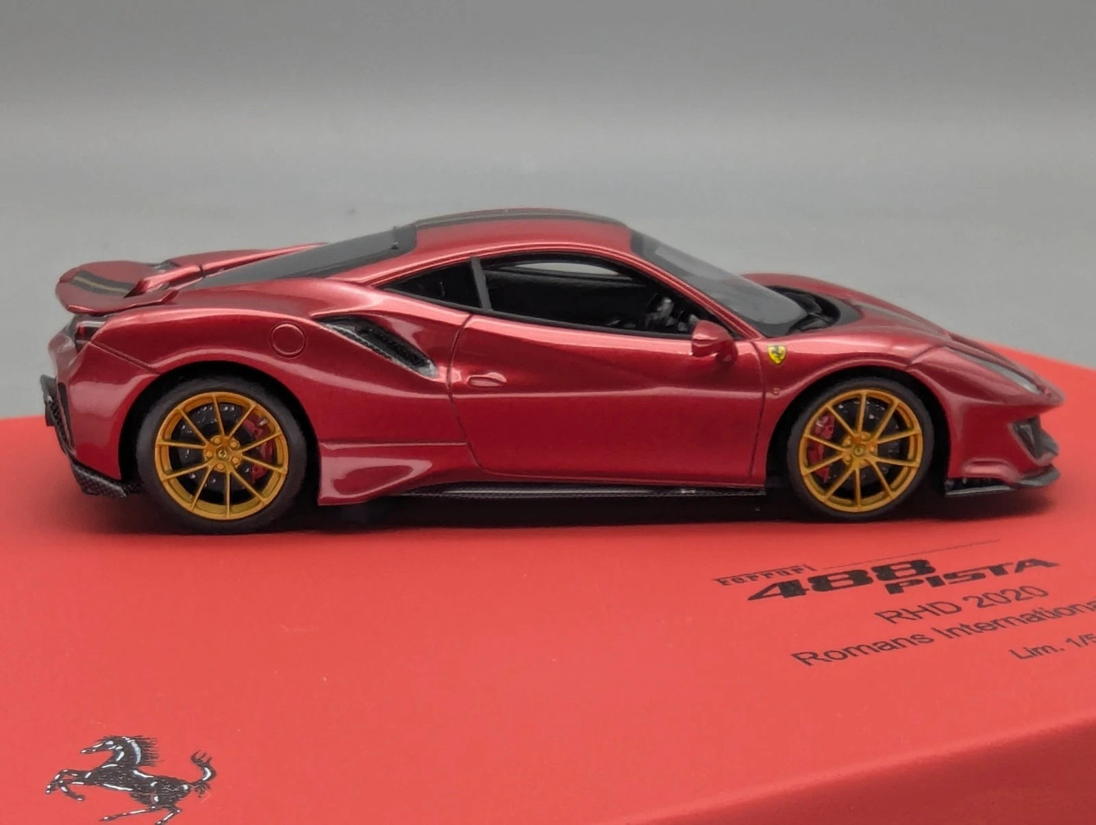Modellautos 1:43 BBR Ferrari 488 Pista RHD 2020 Romans Inter. 2021 01/05 mit OVP