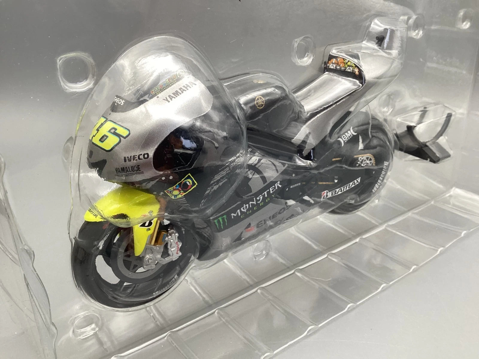 Motorrad Modell 1:12 Minichamps Yamaha YZR-MI V. Rossi Testbike Sepang 2013  OVP