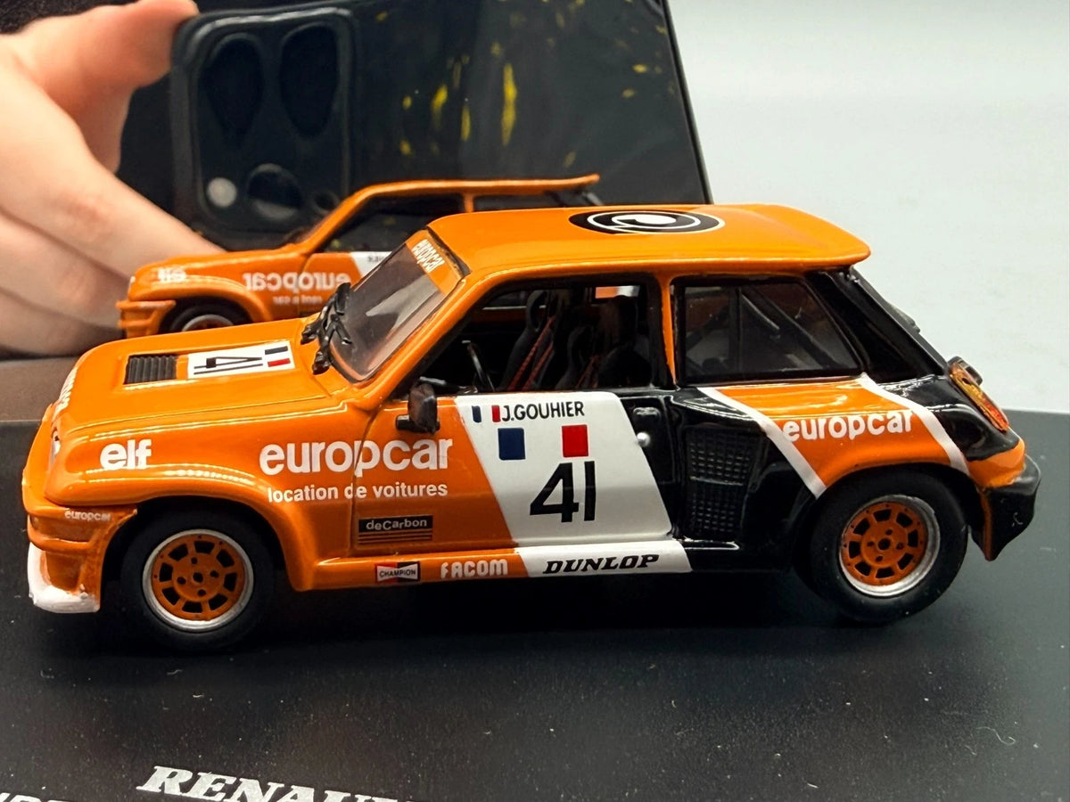 Modellautos 1:43 Universal Hobbies Renault 5 Turbo Coupe Europe 81 #41 + Vitrine