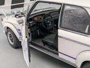 Modellautos 1:18 AUTOart Millenium 70501 BMW 2002 Turbo White mit OVP