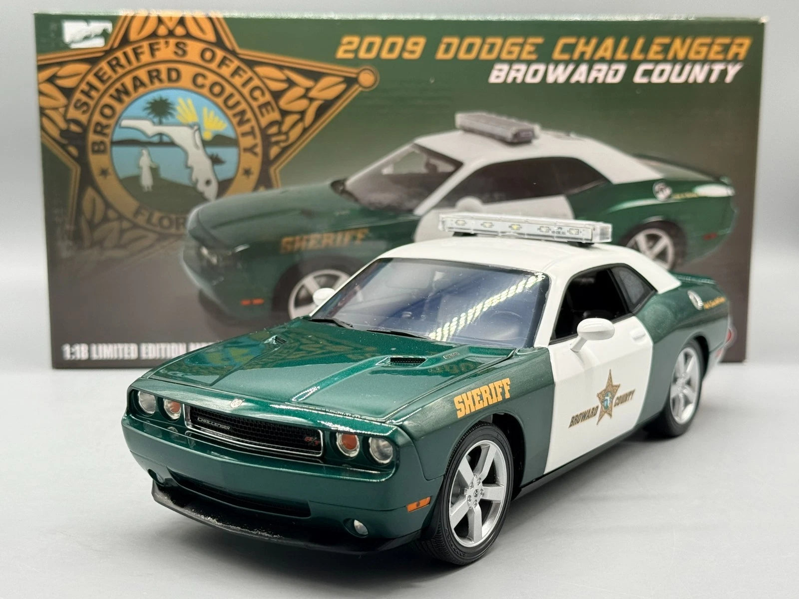 Modellautos 1:18 ACME Dodge Challenger 2009 Broward County limitiert mit OPV