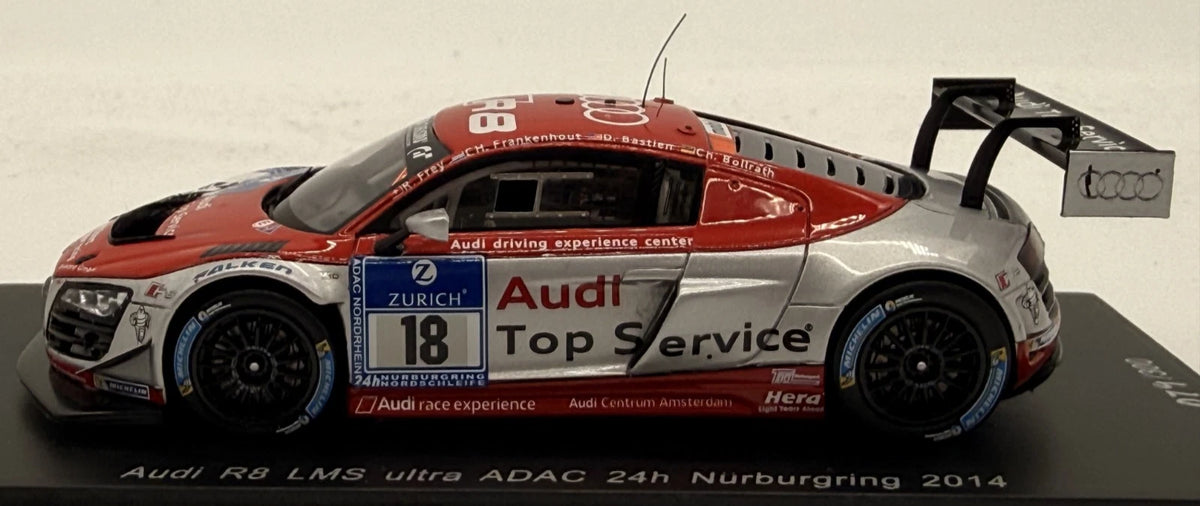 Modellautos 1:43 Spark Audi R8 LMS ultra 24h Nürburgring 2014 #18 in Vitrine