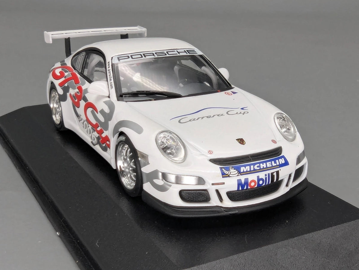 Modellautos 1:43 Minichamps Porsche 911 GT3 Cup 2006 #1 WAP Dealer OVP