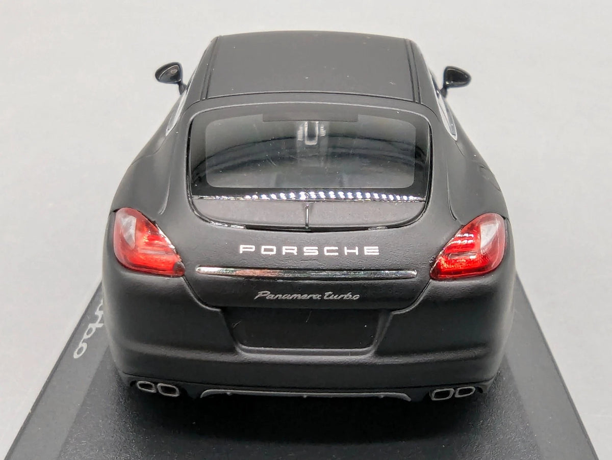 Modellautos 1:43 Minichamps Porsche 970 Panamera Turbo WAP 020 027 0C mit OVP