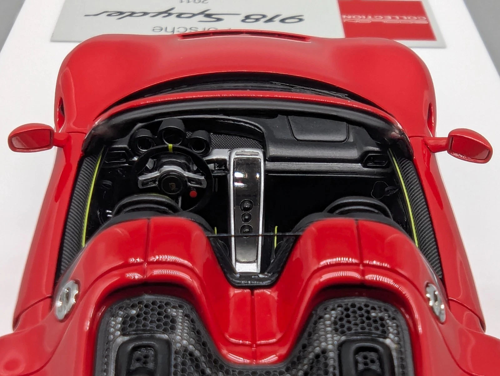 Eidolon Make Up 1:43 Porsche 918 Spyder 2011 Guards Red Rot mit OVP