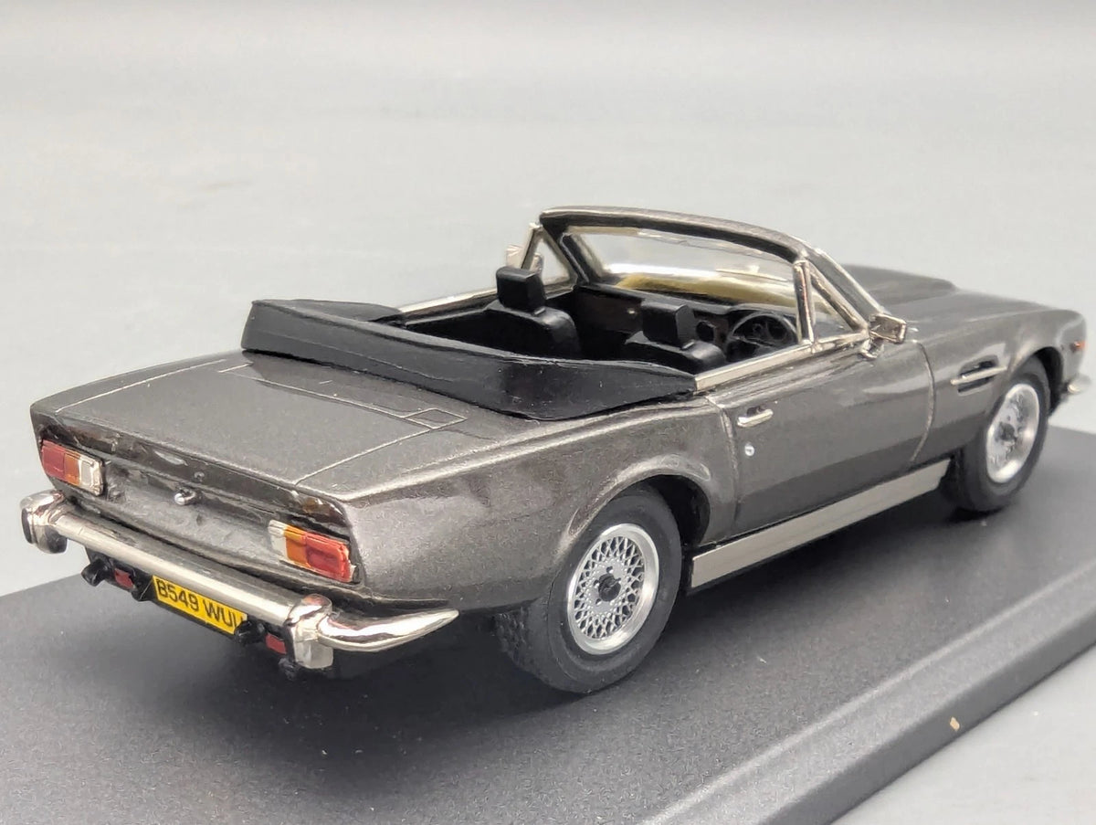 Modellautos 1:43 SMTS CL50 Aston Martin V8 Volante Built Living Daylights OVP
