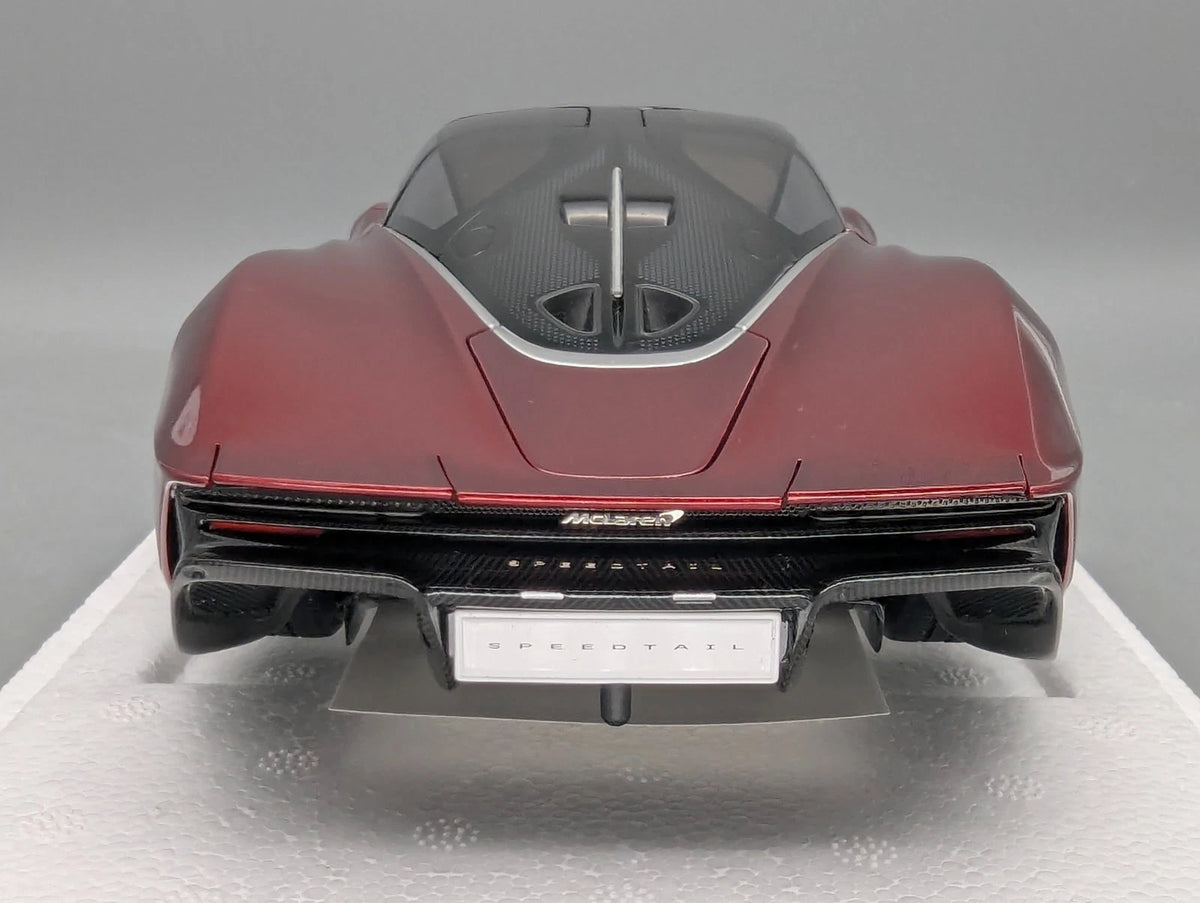 Modellautos 1:18 AUTOart 76087 McLaren Speedtail Volcano Red mit OVP