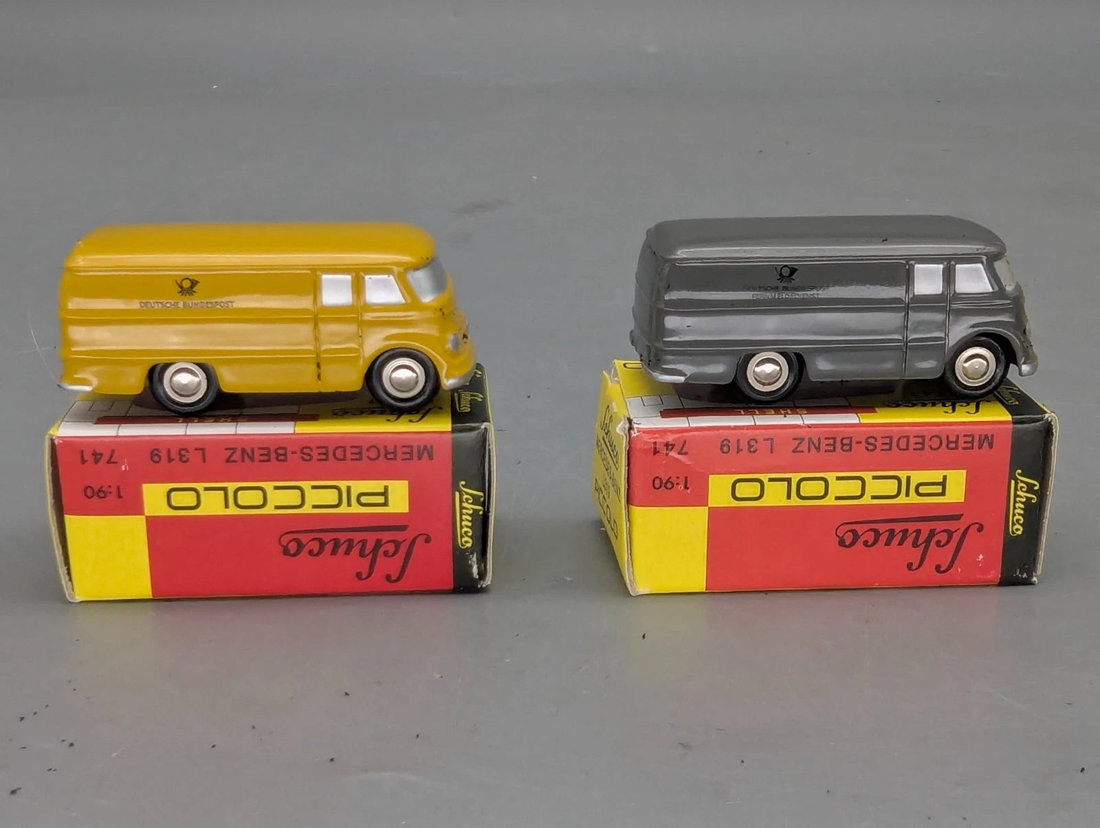 Modellautos 1:90 Schuco Piccolo-Set Dt. Post Mercedes Benz L 319 2-teilig OVP