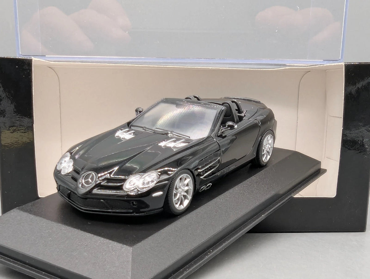 Modellautos 1:43 Minichamps Mercedes Benz SLR McLaren Roadster 2007 mit OVP