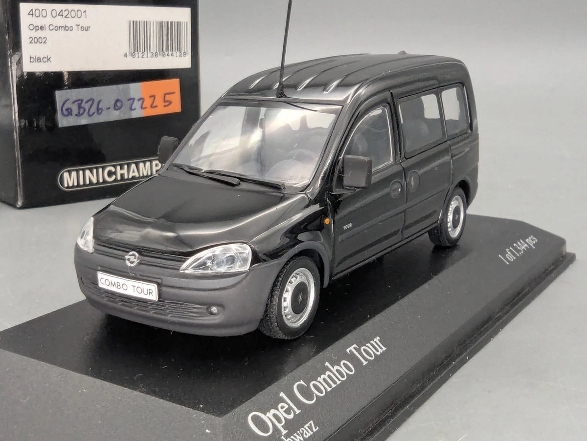 Modellautos 1:43 Minichamps Opel Combo Tour 2002 Schwarz Black mit OVP