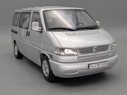 Modellautos 1:18 Schuco Volkswagen VW T4b Caravelle Silber mit OVP