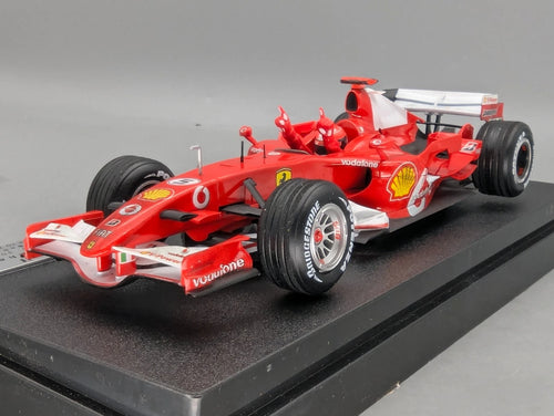 Modellautos 1:18 Hot Wheels Racing Ferrari 248 F1 Hockenheim #5 M Schumacher OVP