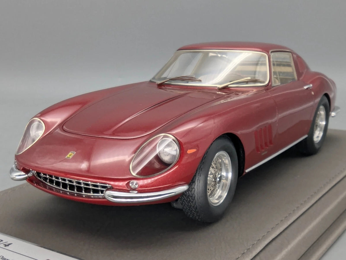 Modellautos 1:18 BBR Ferrari 275 GTB/4 1966 S/N 09925 01/16 mit Vitrine und OVP