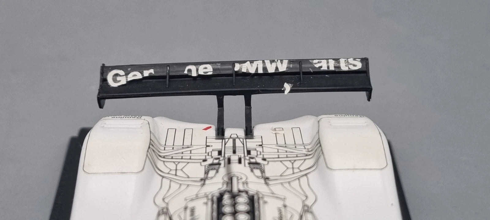 Modellautos 1:43 Minichamps BMW V12 Le Mans #1 Stuck/Soper/Kristensen OVP