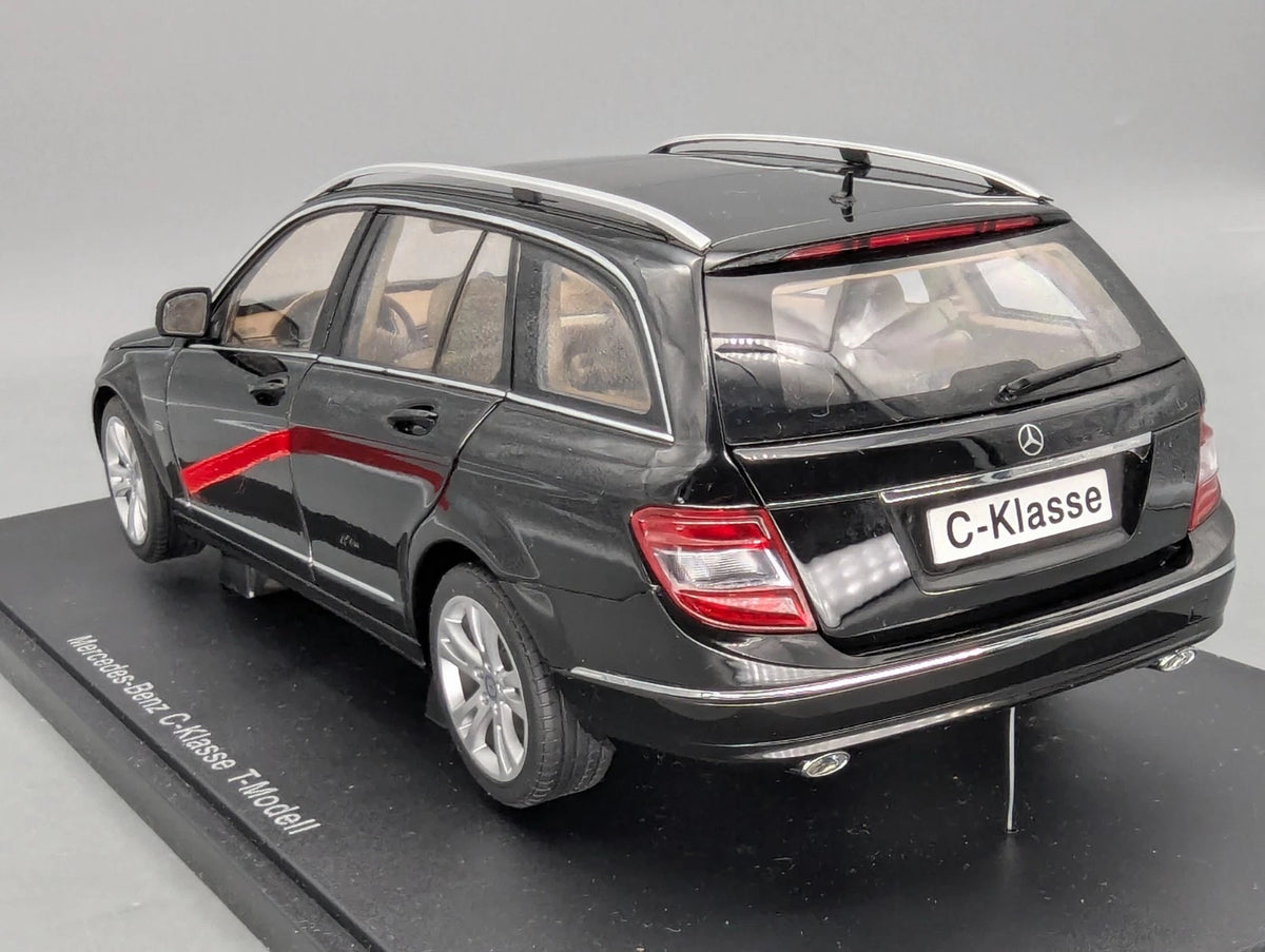 Modellautos 1:18 AUTOart 76267 Mercedes Benz C-Klasse T-Modell Avantgarde OVP