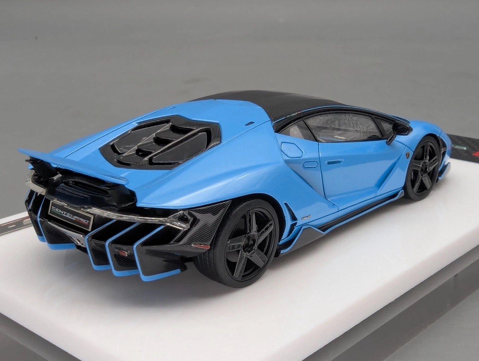 Eidolon Make Up 1:43 Lamborghini Centenario LP770-4 2016 15/80 Rear Wing Up OVP
