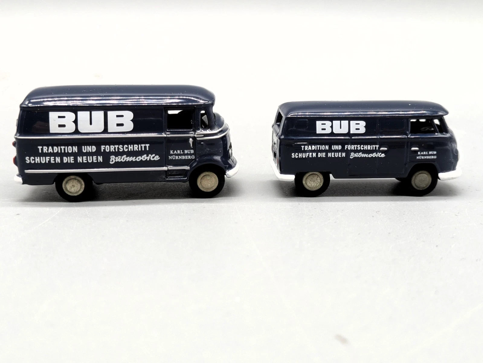 Modellautos 1:87 Premium ClassiXXs Bubmobile Jahresedition 2003 mit OVP