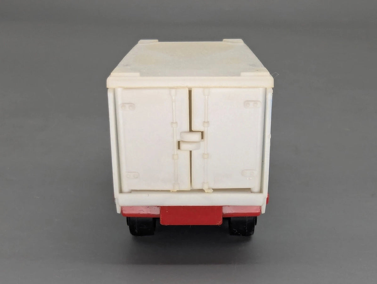 Modellautos 1:100 Majorette 214 Saviem Container + Original Majorette Vitrine