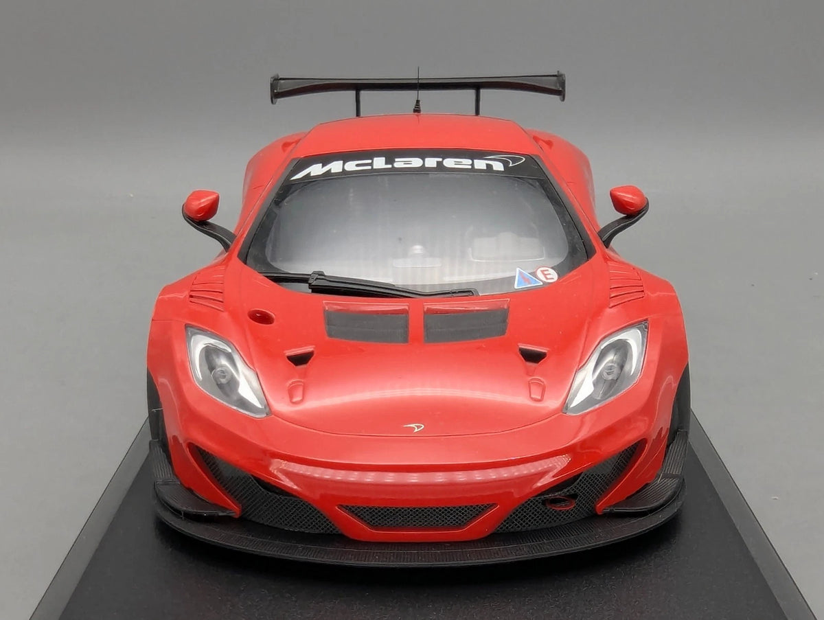 Modellautos 1:18 Minichamps McLaren 12C GT3 Red 2013 mit OVP
