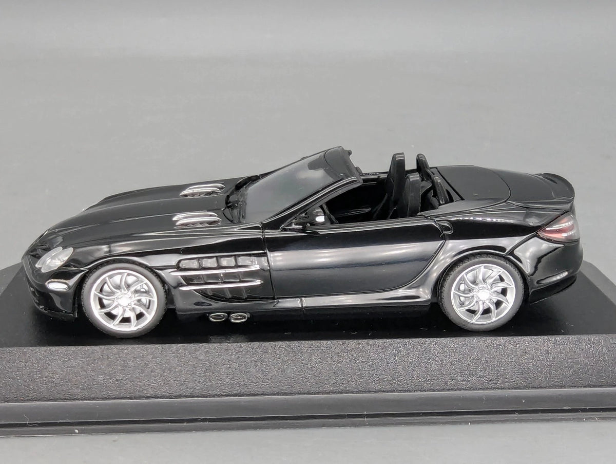 Modellautos 1:43 Minichamps Mercedes Benz SLR McLaren Roadster 2007 mit OVP