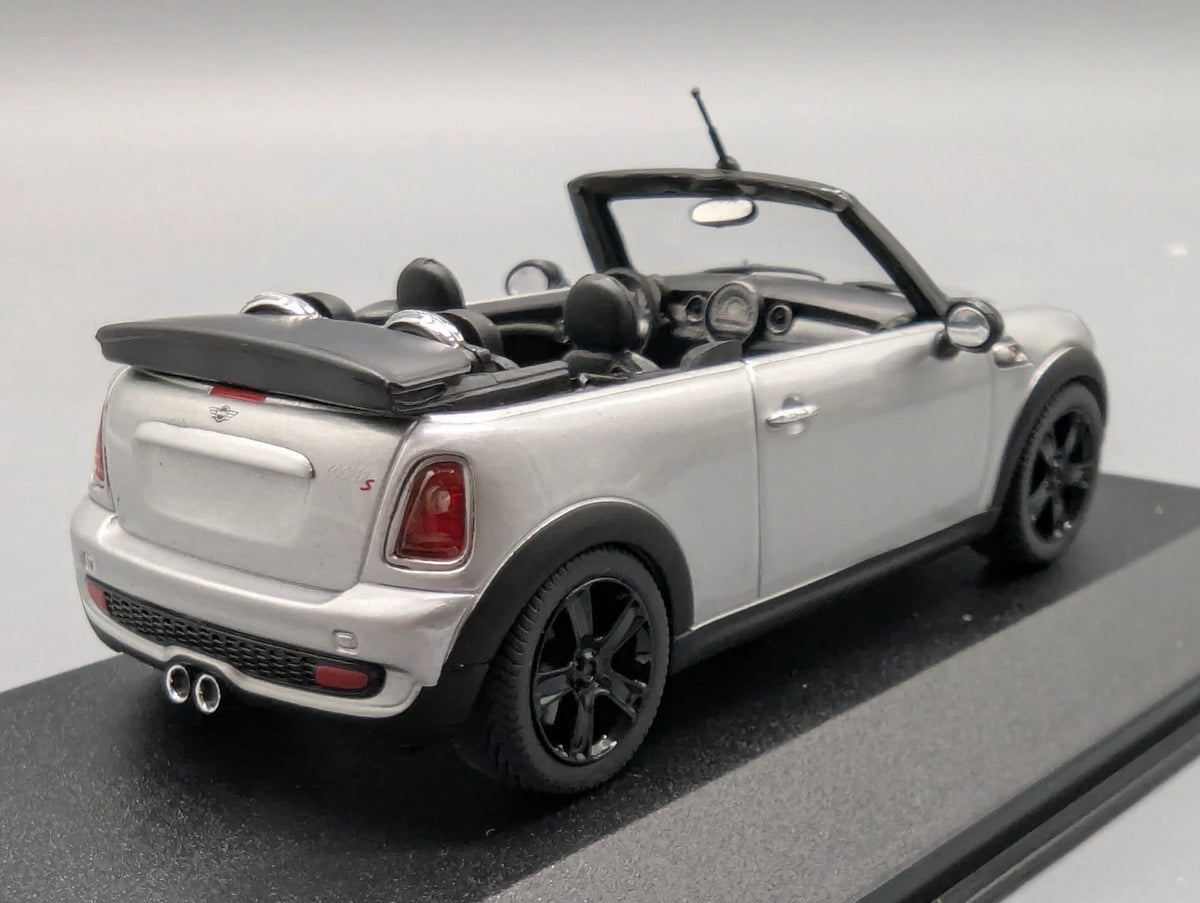 Modellautos 1:43 Minichamps Mini Cooper S Cabriolet 2009 Haube zum Öffnen OVP
