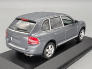 Modellautos 1:43 Minichamps Porsche Cayenne Turbo Grau Metallic WAP Dealer OVP