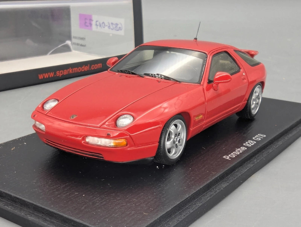 Modellautos 1:43 Spark PD04311016 Porsche 928 GTS Rot mit OVP