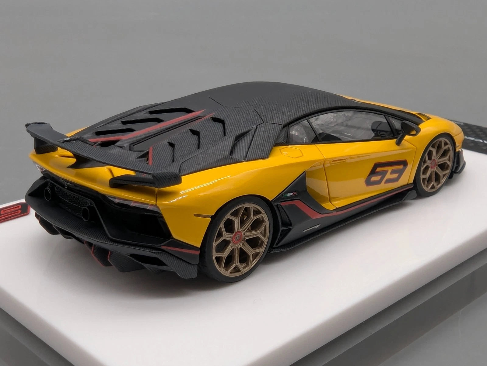 Eidolon Make Up 1:43 Lamborghini Aventador SVJ 63 2018 #63 Gelb Ltd 7/63 OVP