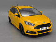 Modellautos 1:18 MCG Modelcar Group 18464 Ford Focus ST Estate Gelb mit Vitrine
