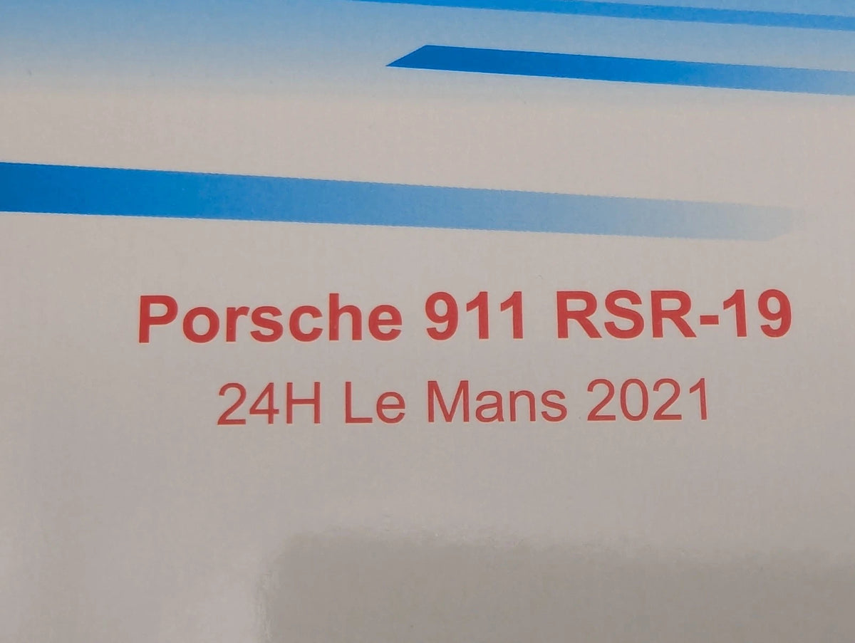 Modellautos 1:18 Spark 18S701 Porsche 911 RSR-19 24h Le Mans 2021 #18 OVP
