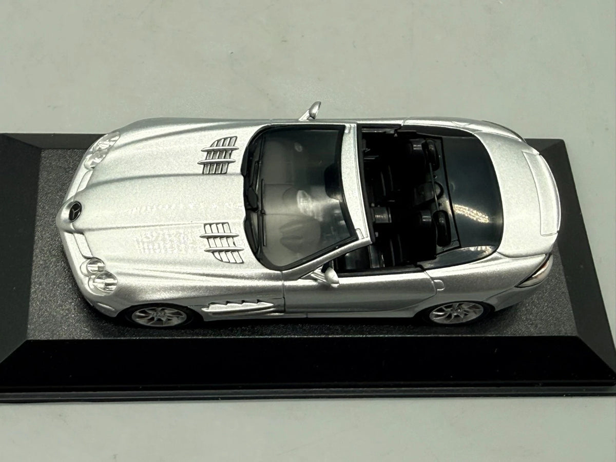 Modellautos 1:43 Minichamps  Mercedes-Benz SLR McLaren Roadster mit OVP