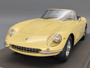 Modellautos 1:18 BBR Ferrari 275 GTS/4 Spider 01/54 Sun Yellow Vitrine und OVP