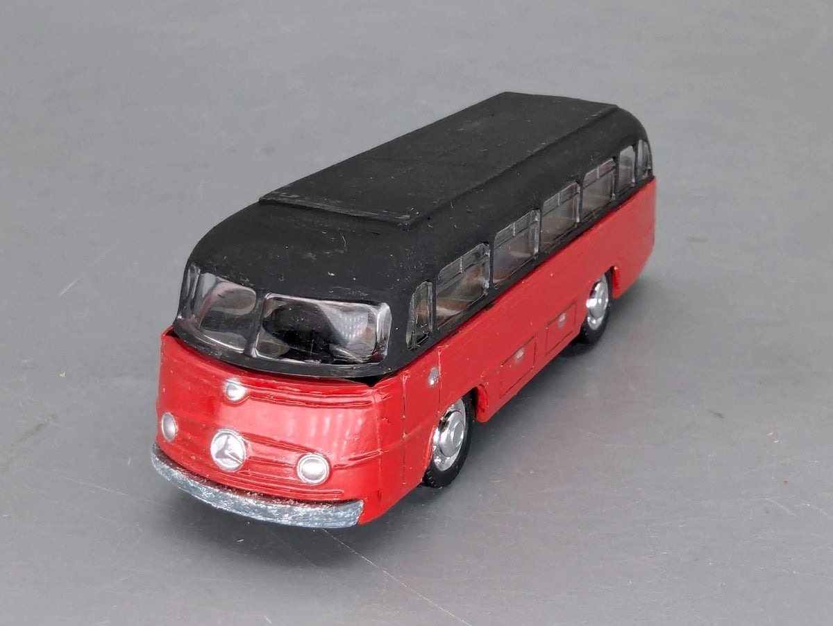 Modellautos 1:66 Schuco Modell 900 Mercedes Bus O 321 H Original Schuco Vitrine