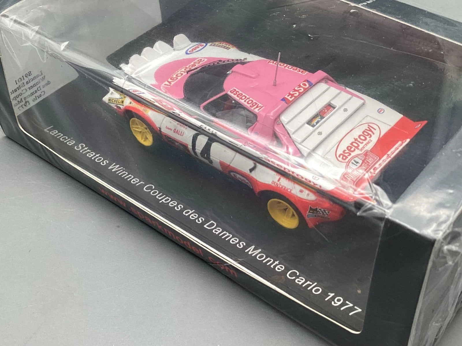 Modellautos 1:43 Spark Lancia Stratos Coupes des Dames Monte Carlo 1977 #14 OVP