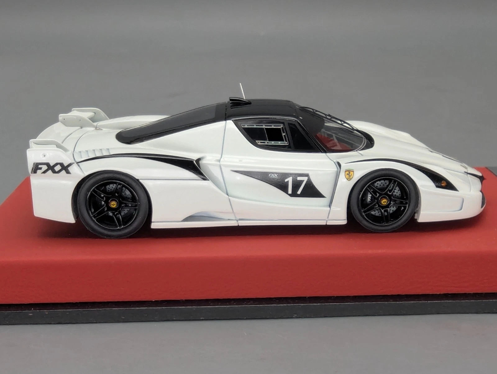 Modellautos 1:43 BBR CALSITO Ferrari FXX Evoluzione #17 Weiß 25/25 OVP