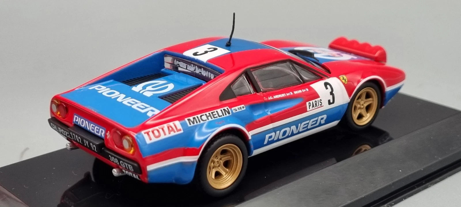 Modellautos 1:43 Bburago Racing Ferrari 308 GTB Rallye Monte Carlo 1982 #3 OVP