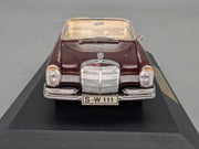 Modellautos 1:43 Faller Memory Cars Mercedes-Benz 220 SE Cabriolet Vitrine