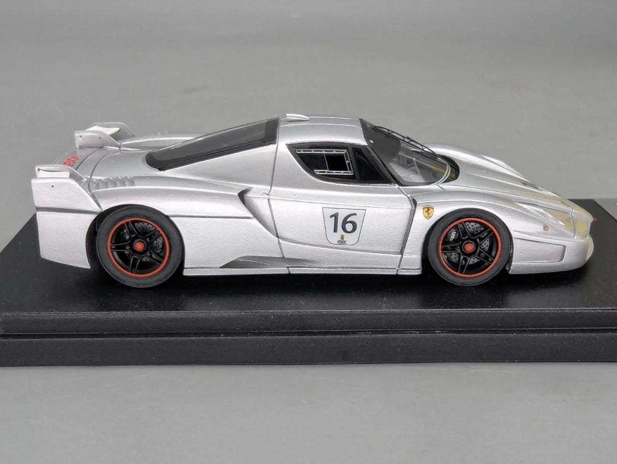 Modellautos 1:43 BBR Ferrari FXX  2006 Silber #16 Ltd 04/10 mit Vitrine und OVP