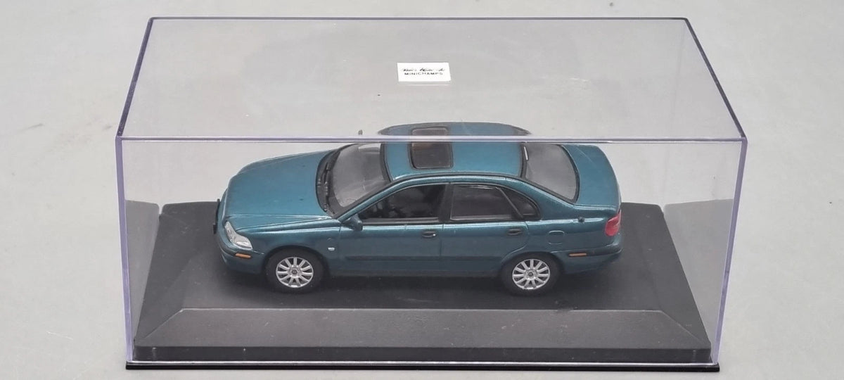 Modellautos 1:43 Minichamps Volvo S40 Lagunengrün